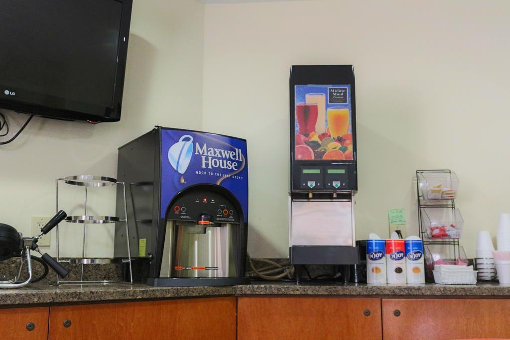 Comfort Inn Marietta-Atlanta Near Ballpark-Galleria Экстерьер фото